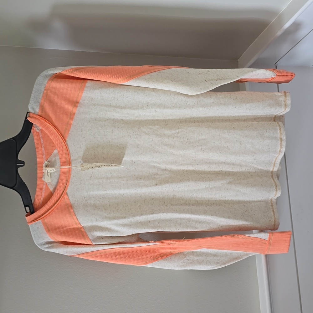 Long sleeve top with neon accent
